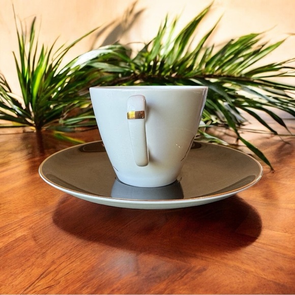 Vintage Noritake Japan Modernist Cup & Glossy Black Saucer Set – Red & Gold - Picture 2 of 11